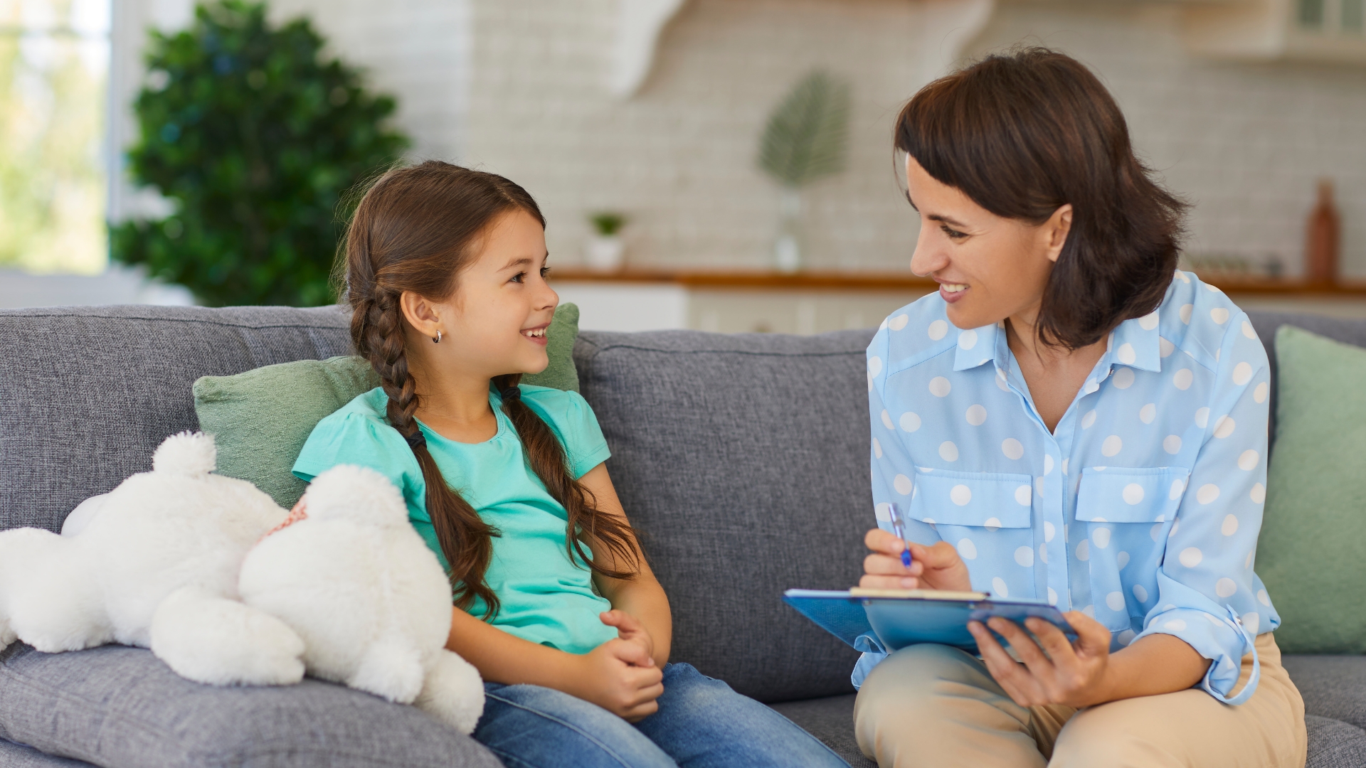 Speech therapist helping a Camarillo child build communication skills at home